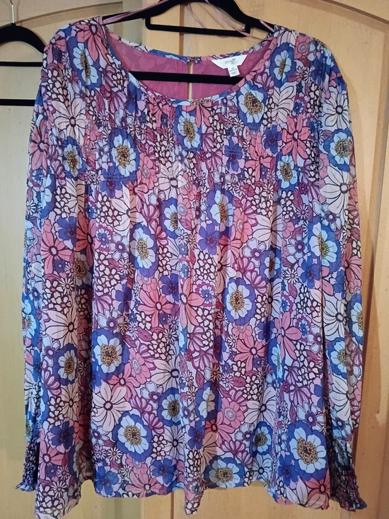 Terra & Sky Tops - Terra & Sky Pink Floral Long-Sleeve Peasant Blouse 28w-30w Nwt